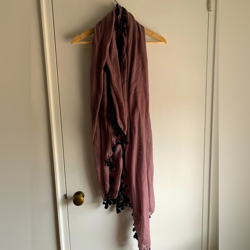 Scarf never worn, free with any purchase